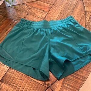 Lululemon shorts size 8T Hotty Hot High Rise